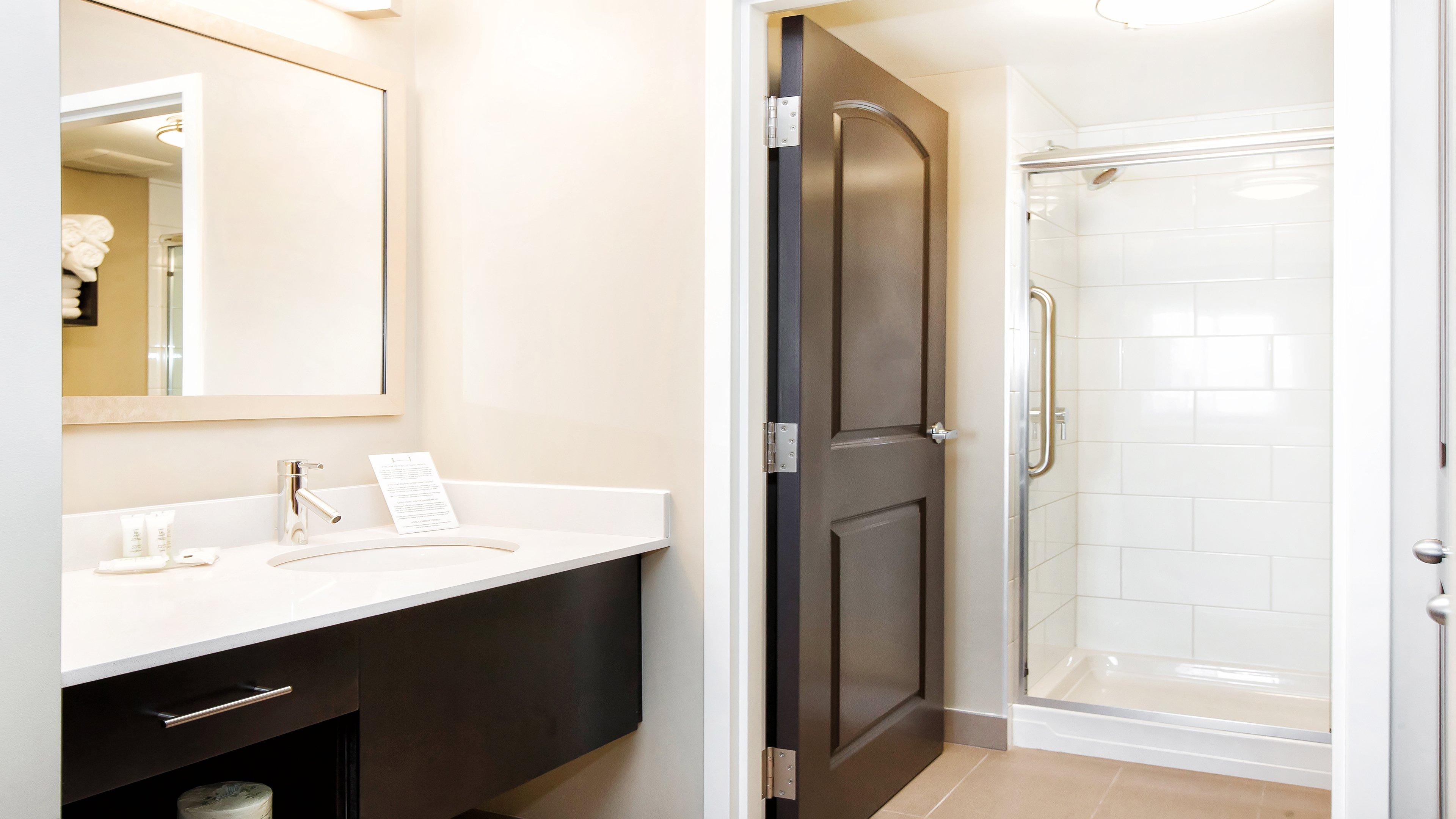 Staybridge Suites West Edmonton By Ihg Eksteriør bilde