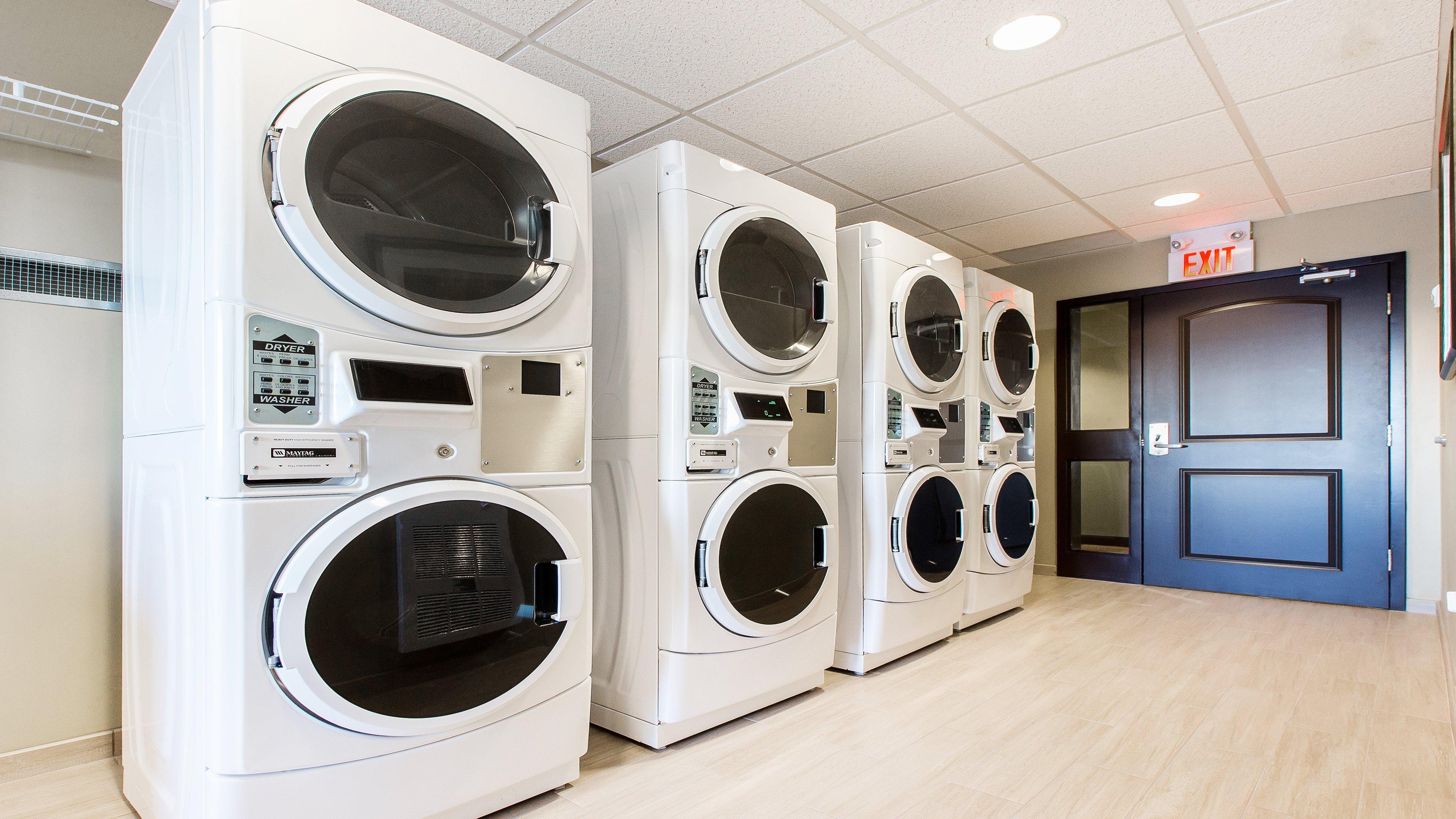 Staybridge Suites West Edmonton By Ihg Eksteriør bilde