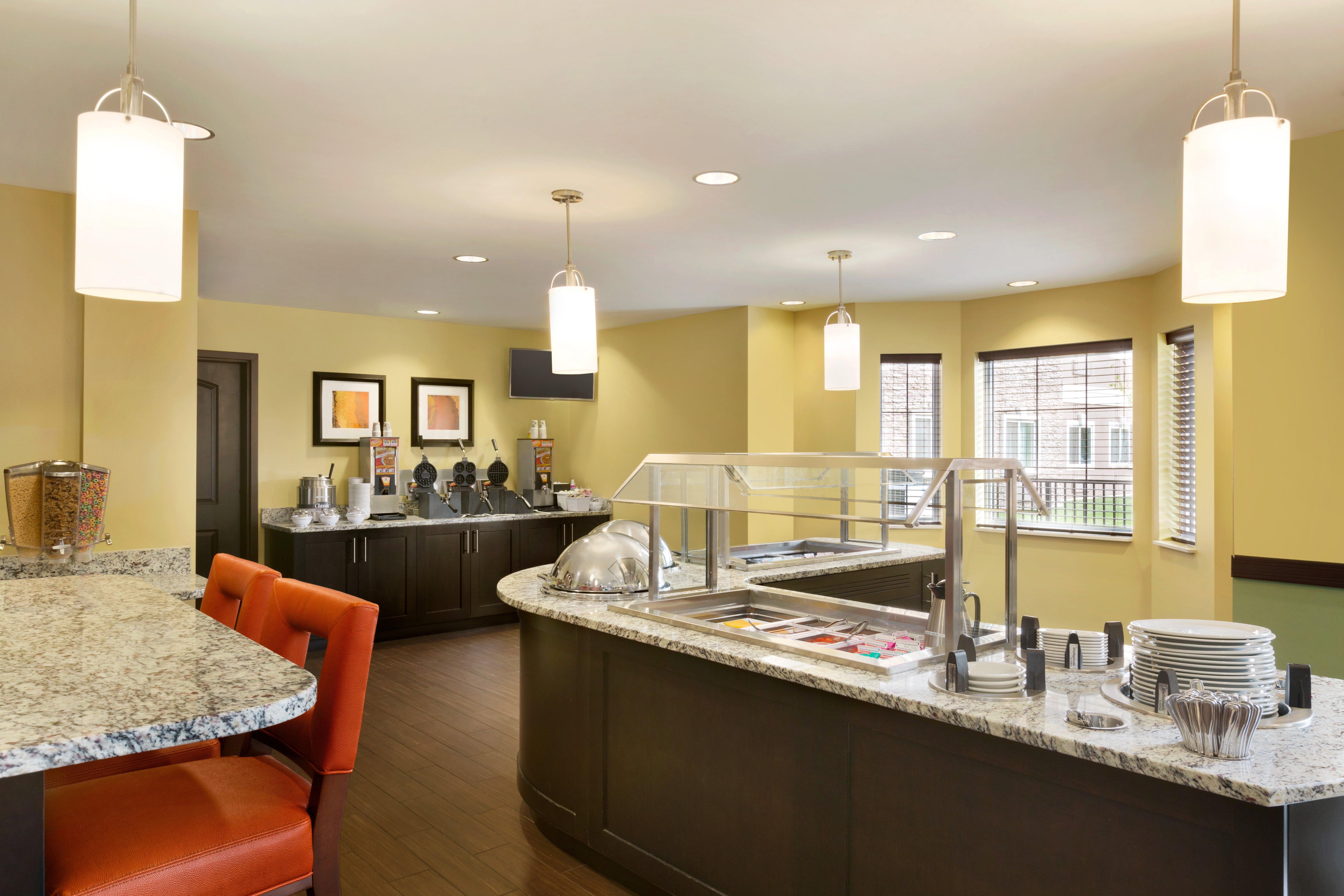 Staybridge Suites West Edmonton By Ihg Eksteriør bilde